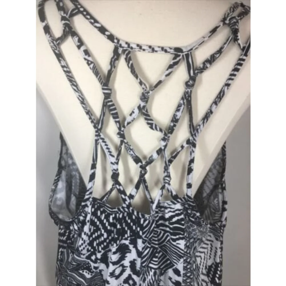 EYESHADOW Women's 3X Black White Print Pullover Tank Top Criss Cross Back - Picture 4 of 9